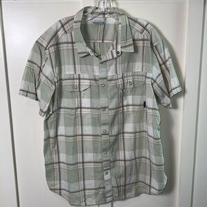 Columbia regular fit short sleeve pearl snap shirt